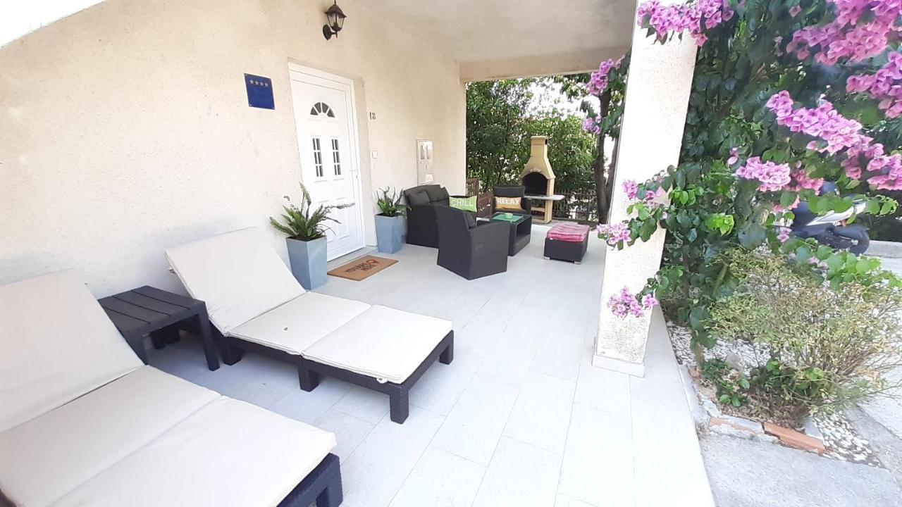 Apartment Ela Trogir Eksteriør bilde