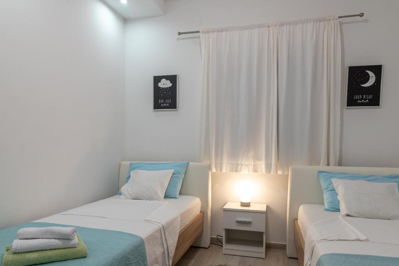 Apartment Ela Trogir Eksteriør bilde